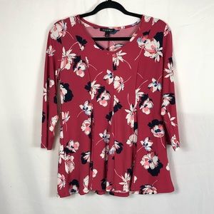 Roz and Ali | Flower Patterned Peplum Top